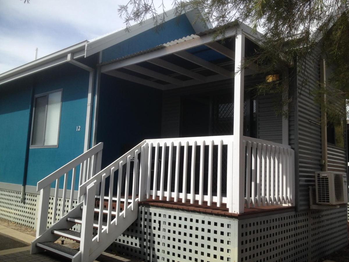 Mandurah Ocean Marina Chalets Экстерьер фото