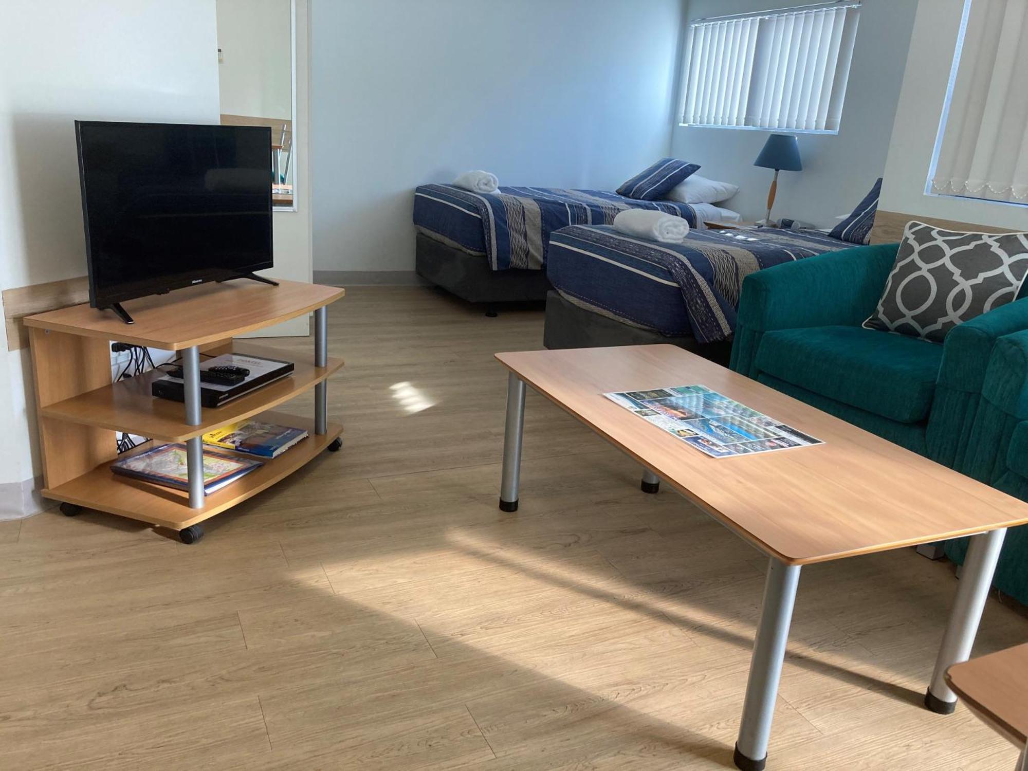 Mandurah Ocean Marina Chalets Экстерьер фото