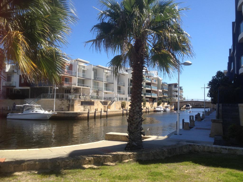 Mandurah Ocean Marina Chalets Экстерьер фото