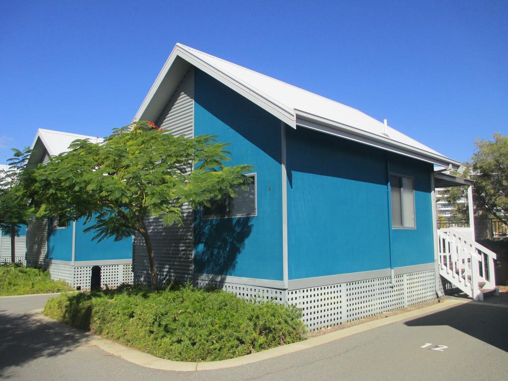 Mandurah Ocean Marina Chalets Экстерьер фото