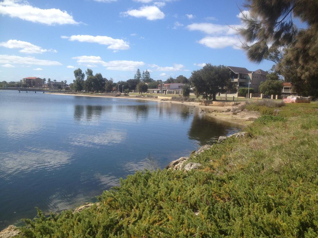Mandurah Ocean Marina Chalets Экстерьер фото