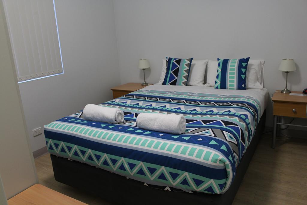 Mandurah Ocean Marina Chalets Экстерьер фото