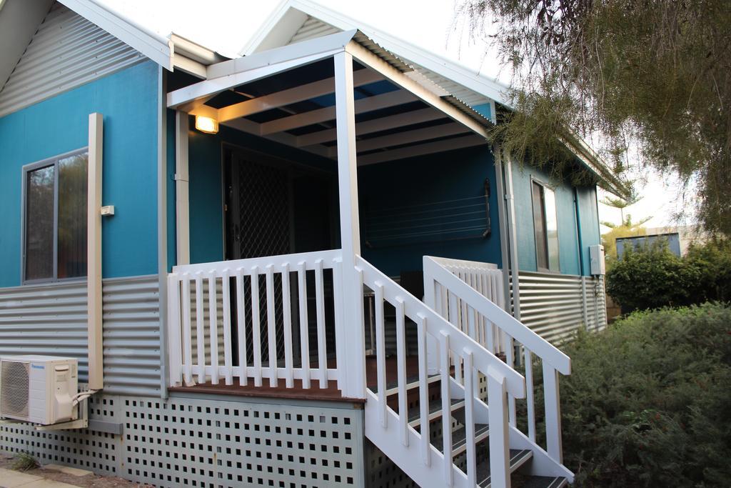 Mandurah Ocean Marina Chalets Экстерьер фото